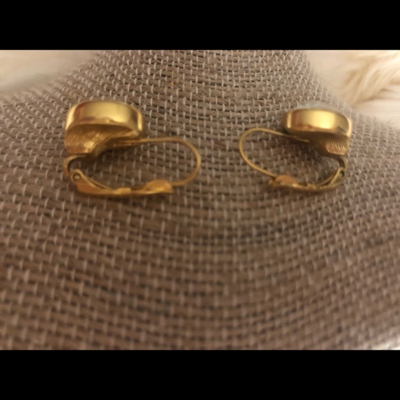 Gold Tone Rhinestone Bib Necklace and Earrings - Picture 6 of 8